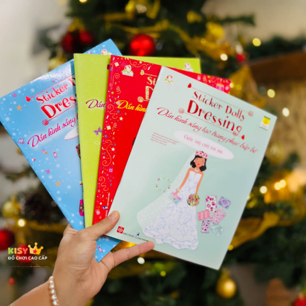 Sách Bóc Dán này #STICKER_DOLLY_DRESSING
